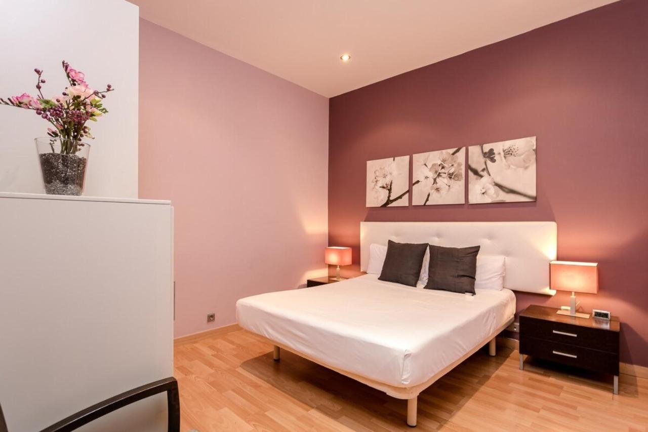 Fantastic 2 Bedroom 5 Minutes By Car From Plaza Catalunya บาร์เซโลนา ภายนอก รูปภาพ